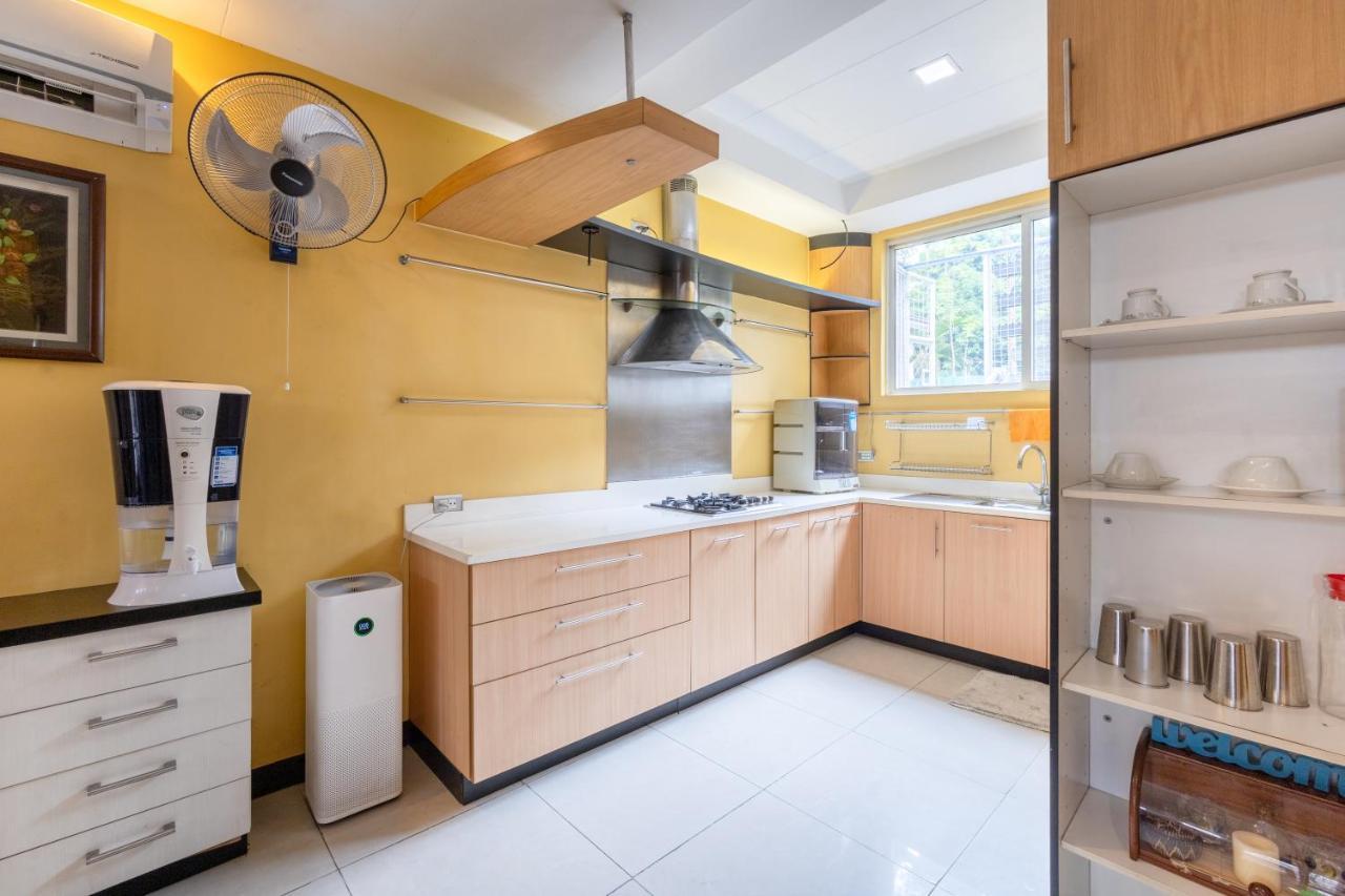 Casa Heradurra Uno/Dos マニラ市 エクステリア 写真